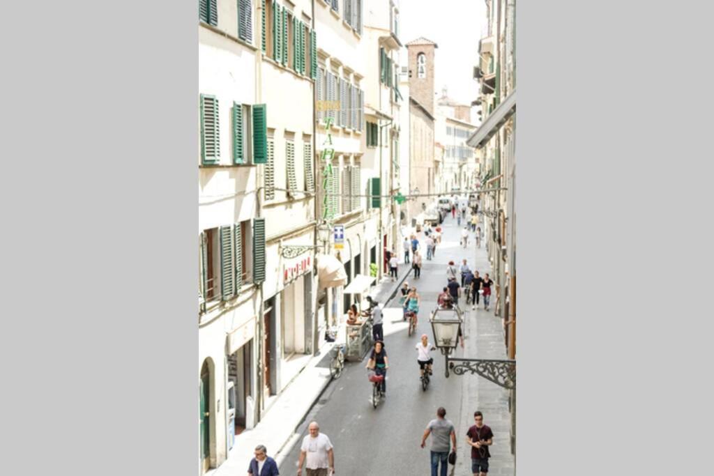 Graceful Apartment In The Heart Of Firenze Kültér fotó